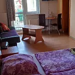 Zeleny Dvor Affittacamere
